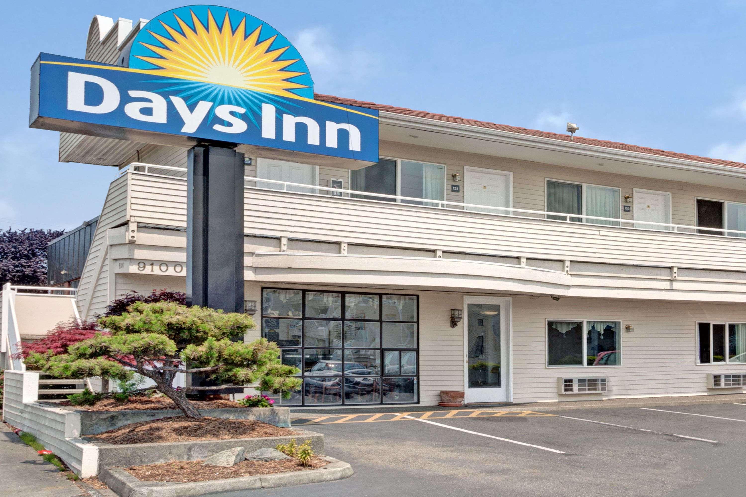 Days Inn By Wyndham Seattle North Of Downtown Esterno foto